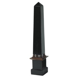Architekturmodell eines Sockel Obelisken aus ebonisiertem Holz