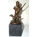 Bronze-Skulptur, Bronzefigur, Jäger mit Hund, sign. Th.Rigel