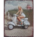 Blechschild, Reklameschild Scooter mit Pin Up Girl Biker...