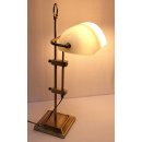 Bankerlampe, Büro Lampe, Altmessing Schreibtischlampe mit Opalglas Schirm