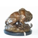 Bronze-Skulptur, Bronzefigur, Löwe mit Schlange, mächtige Tierskulptur A. Barye